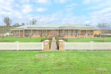 15 Leichardt St, Beaufort, VIC 3373