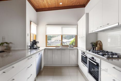 Property photo of 9 Cheverton Road Lower Plenty VIC 3093