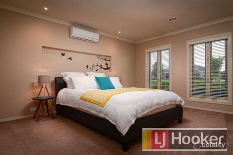 Property photo of 4 Yemaya Place Berwick VIC 3806