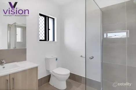 Property photo of 6 Atlantic Court Eli Waters QLD 4655