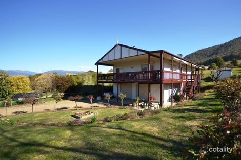 Property photo of 6 Ronald Street Tawonga VIC 3697