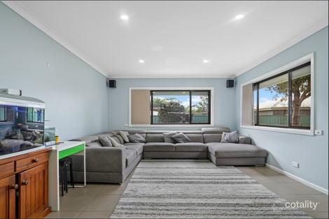 Property photo of 12 Bingara Road Macquarie Fields NSW 2564
