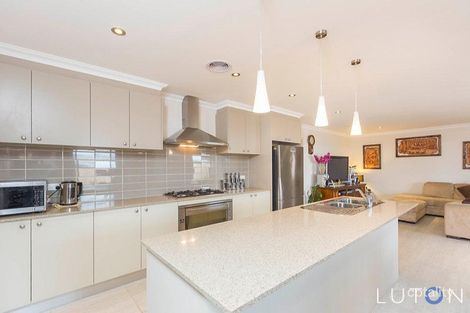 Property photo of 16 Wighton Terrace Casey ACT 2913