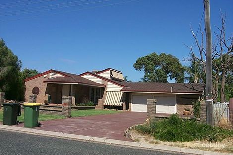 81 Golden Cres, High Wycombe, WA 6057