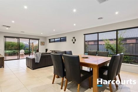 Property photo of 5 Strachan Rise Mernda VIC 3754