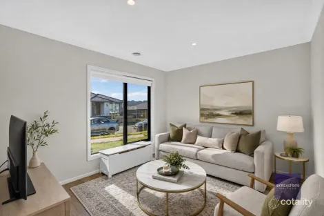 Property photo of 7 Lily Drive Wallan VIC 3756