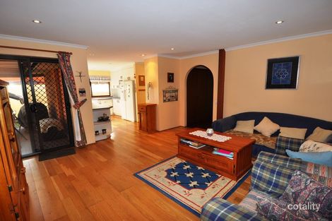 Property photo of 18 Isis Street Wyoming NSW 2250