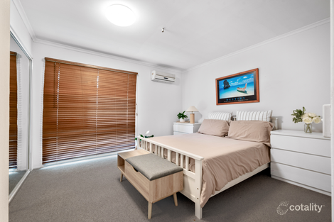 Property photo of 8 Cooradilla Place Bradbury NSW 2560