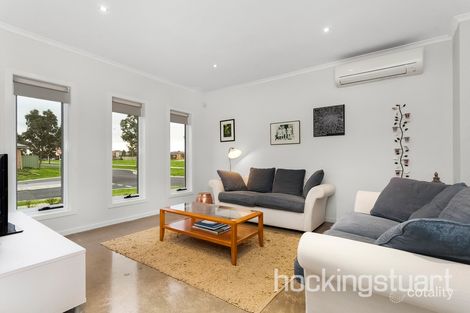 Property photo of 1 Carmichael Drive Wyndham Vale VIC 3024