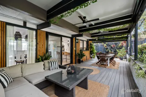 Property photo of 28 Oakdene Crescent Coromandel Valley SA 5051