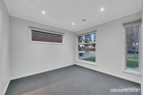 Property photo of 19 Shipwright Parade Werribee VIC 3030