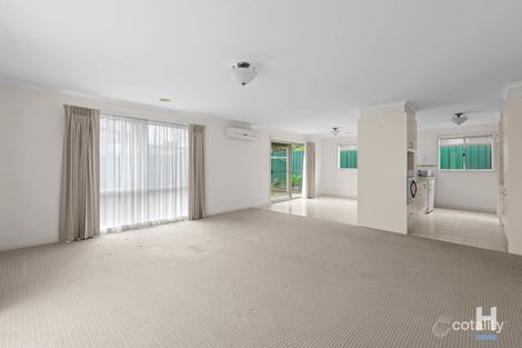 4/1a Highview Ct, Pakenham, VIC 3810