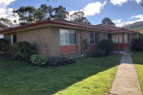 Property photo of 10 Twenty First Street Eildon VIC 3713