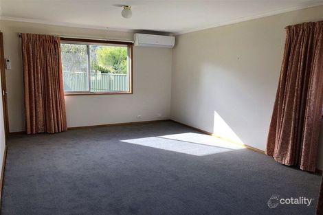 Property photo of 10 Twenty First Street Eildon VIC 3713