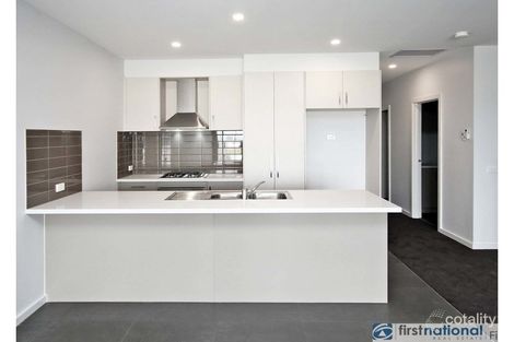 Property photo of 17 Push-Pea Way Cranbourne West VIC 3977