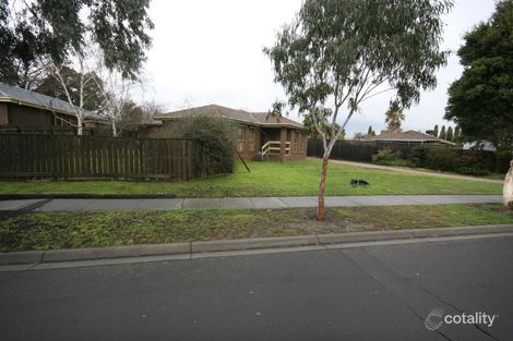 13 Berrabri Dr, Scoresby, VIC 3179