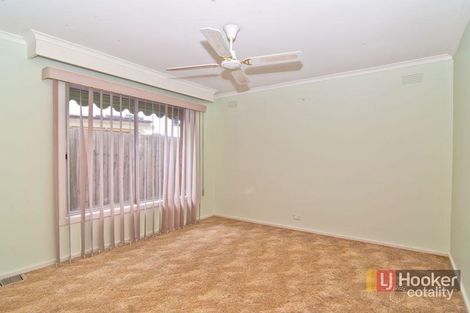 Property photo of 6 Narellan Drive Keysborough VIC 3173