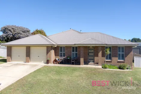 Property photo of 11 Oliver Street Blayney NSW 2799