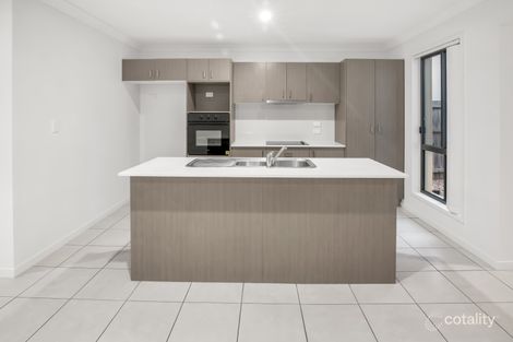 Property photo of 21/2 Margaret Street Pimpama QLD 4209