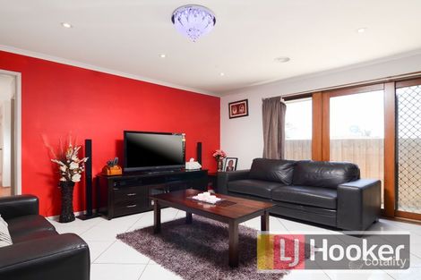 Property photo of 15 Isaac Edey Place Hampton Park VIC 3976