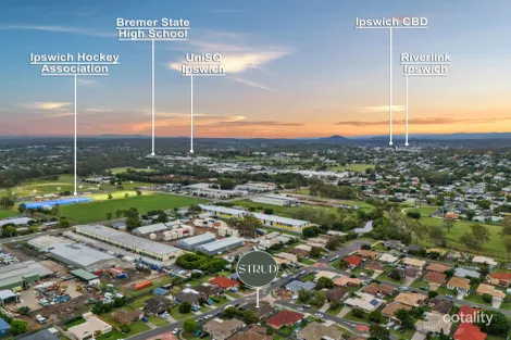 Property photo of 1 Brittany Crescent Raceview QLD 4305