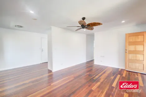 Property photo of 23 Hall Street Peak Crossing QLD 4306