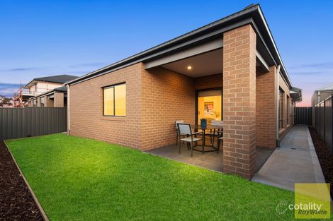 Property photo of 17 Merapi Grove Truganina VIC 3029