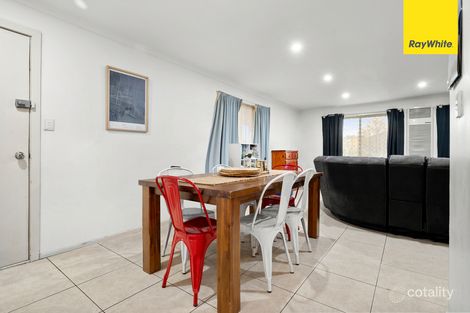Property photo of 2 Coventry Place Melton South VIC 3338