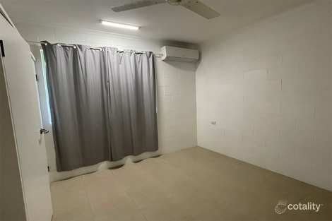 Property photo of 169 Greenslopes Street Edge Hill QLD 4870
