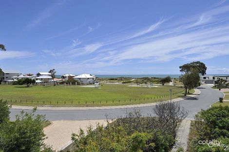 Property photo of 16 Breaker Close Silver Sands WA 6210