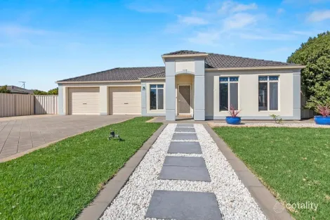 15 Barracoota Cres, Aldinga Beach, SA 5173