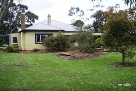 25 Templetons Rd, Glenormiston North, VIC 3265