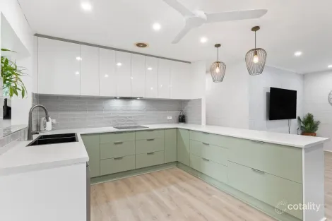 16 Centaur St, Trinity Park, QLD 4879