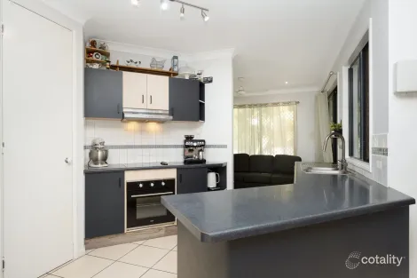 Property photo of 28 Greentree Circuit Bushland Beach QLD 4818