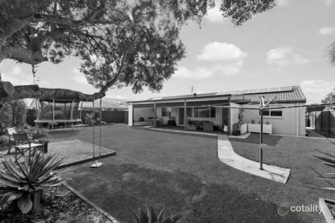 8 Vauxhall St, Minyama, QLD 4575