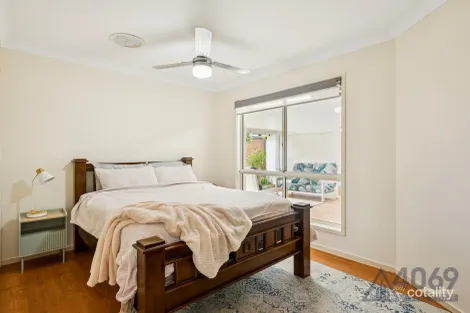 Property photo of 24 Considen Place Bellbowrie QLD 4070