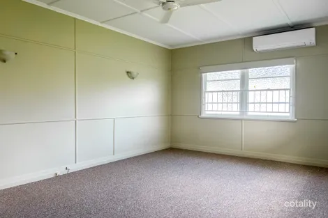 Property photo of 33 Wall Street Bundamba QLD 4304