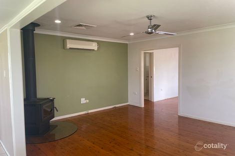 Property photo of 3 Schloss Street Centenary Heights QLD 4350