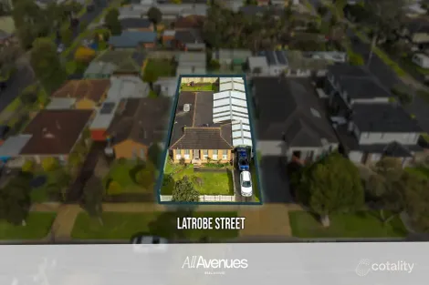Property photo of 12 Latrobe Street Cranbourne VIC 3977