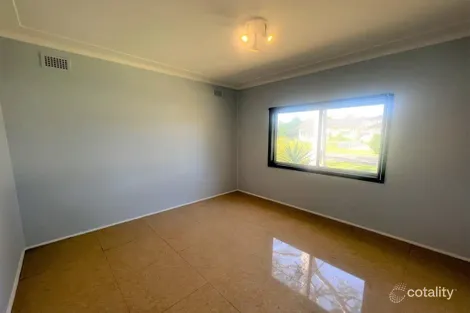 Property photo of 32 Macleay Crescent St Marys NSW 2760