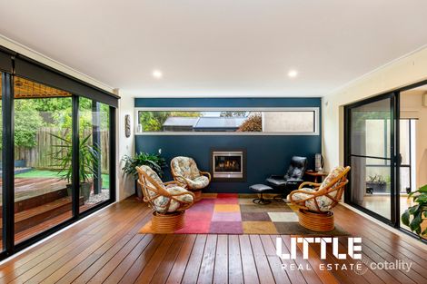 Property photo of 19 Sovereign Manors Crescent Rowville VIC 3178