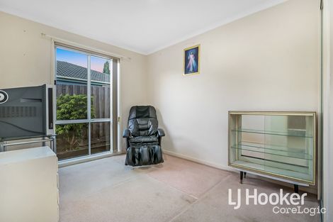 Property photo of 4 Summit Court Hampton Park VIC 3976