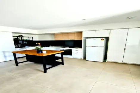Property photo of 207/111 Kates Street Morningside QLD 4170