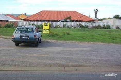 3b Whitfield Pl, Beachlands, WA 6530