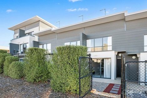 18/2 Pipeclay St, Lawson, ACT 2617