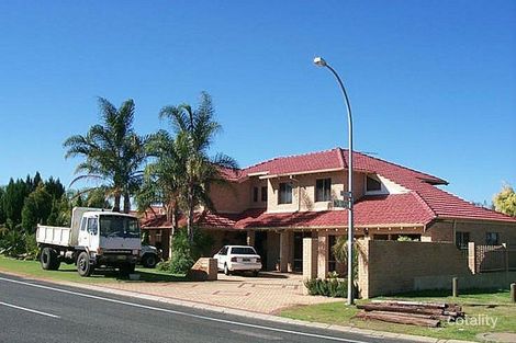 208 Summerlakes Pde, Ballajura, WA 6066