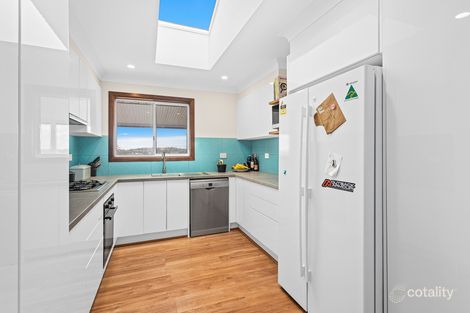 Property photo of 81 Blackman Parade Unanderra NSW 2526