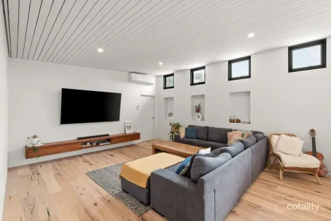 Property photo of 2 Foam Avenue Blairgowrie VIC 3942