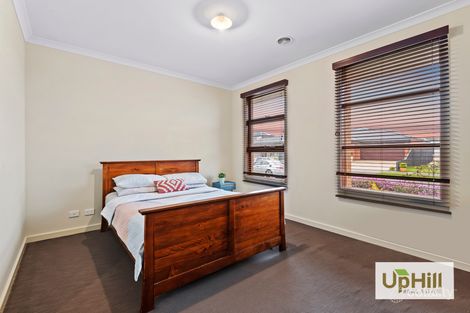 Property photo of 22 Gossamer Way Narre Warren South VIC 3805