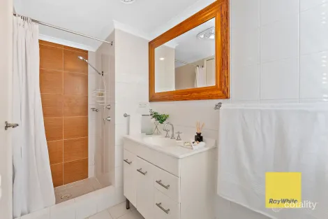 Property photo of 5 Denham Way Thornlie WA 6108